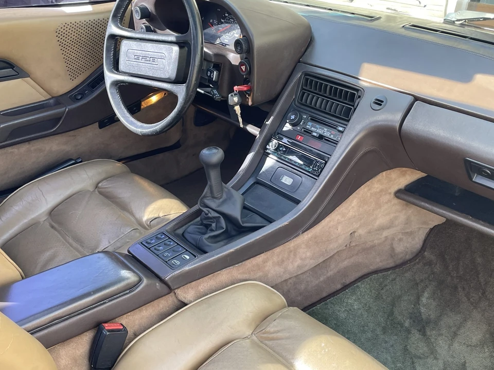 1983 Porsche 928 S - Image 21 of 31