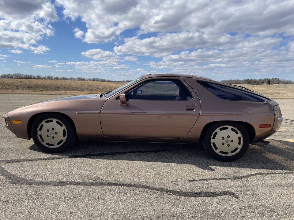 1983 Porsche 928 S - Image 9 of 31