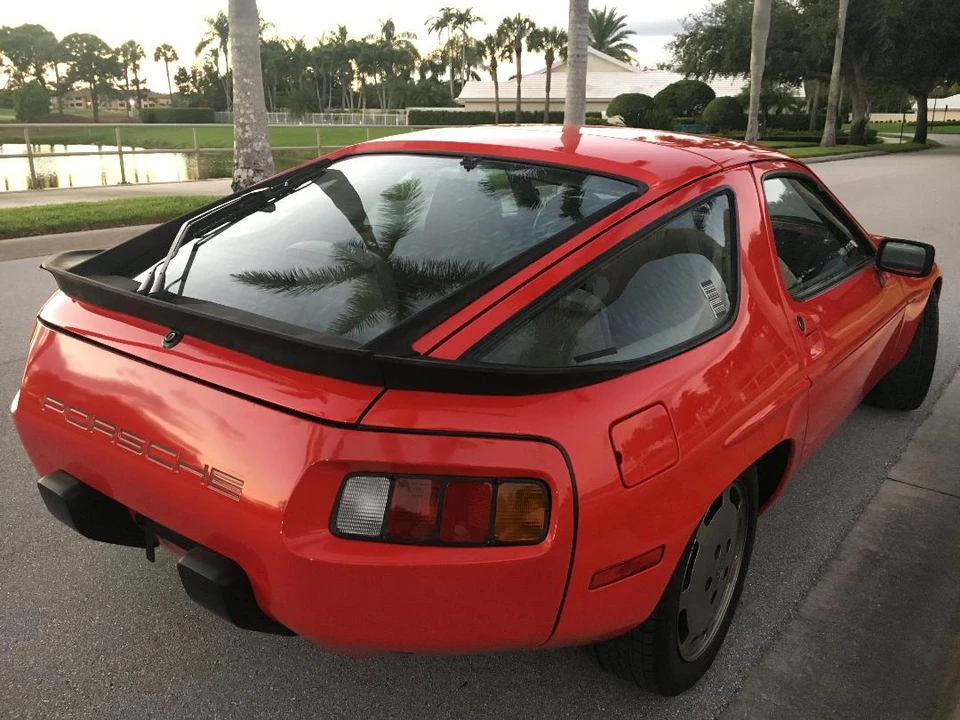 1983 Porsche 928 S - Image 22 of 31
