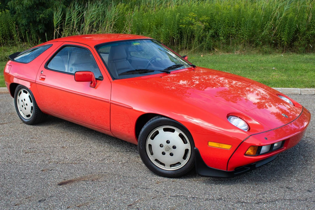 1983 Porsche 928 S - Image 9 of 31