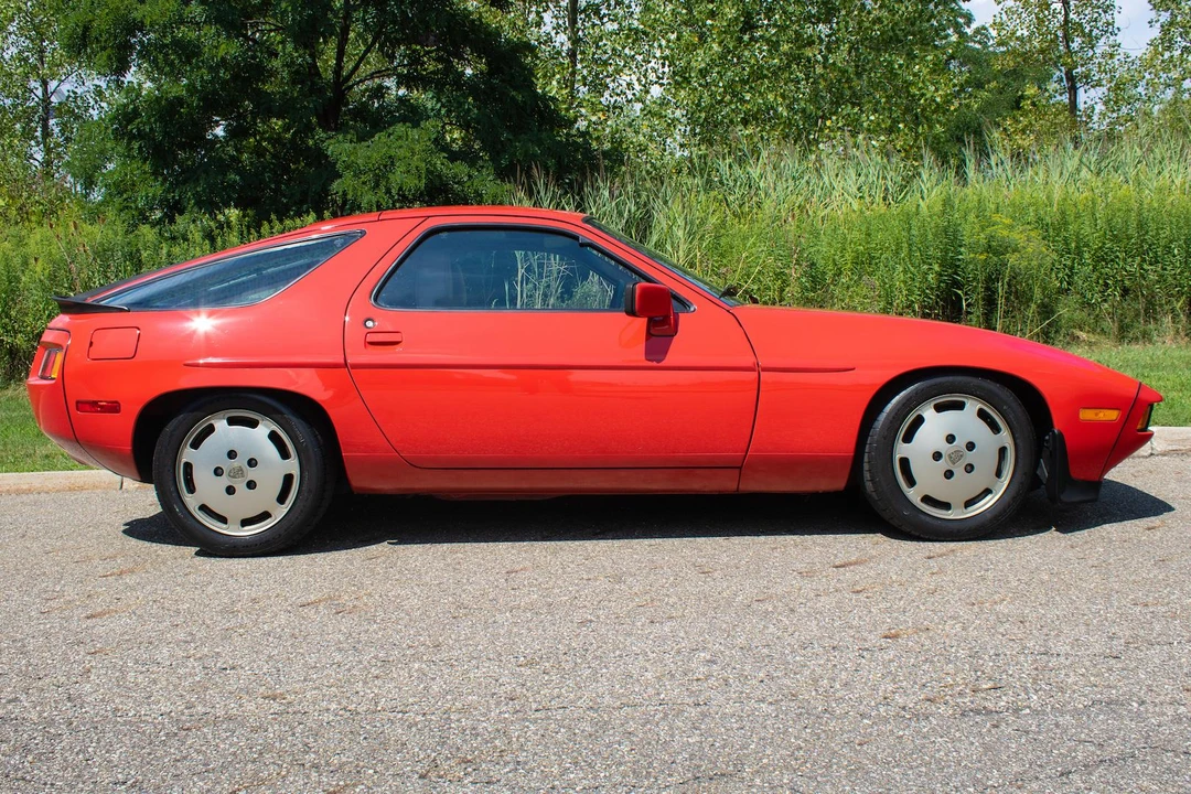 1983 Porsche 928 S - Image 11 of 31