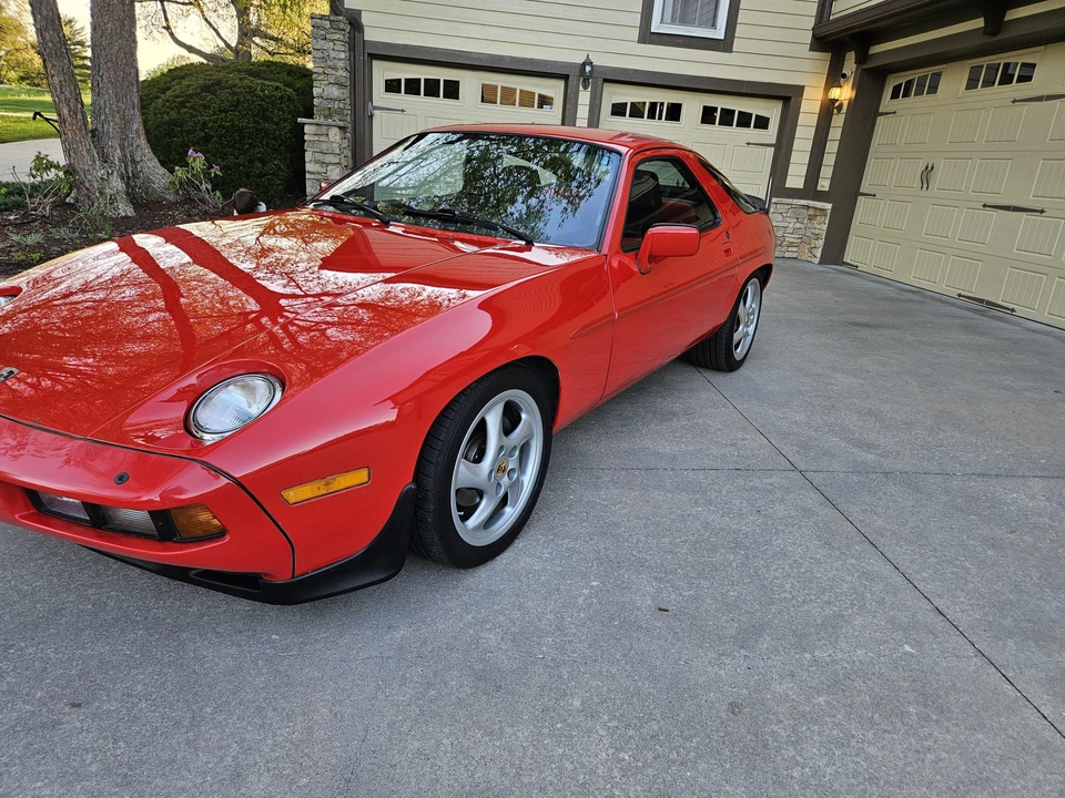 1983 Porsche 928 S - Image 15 of 31