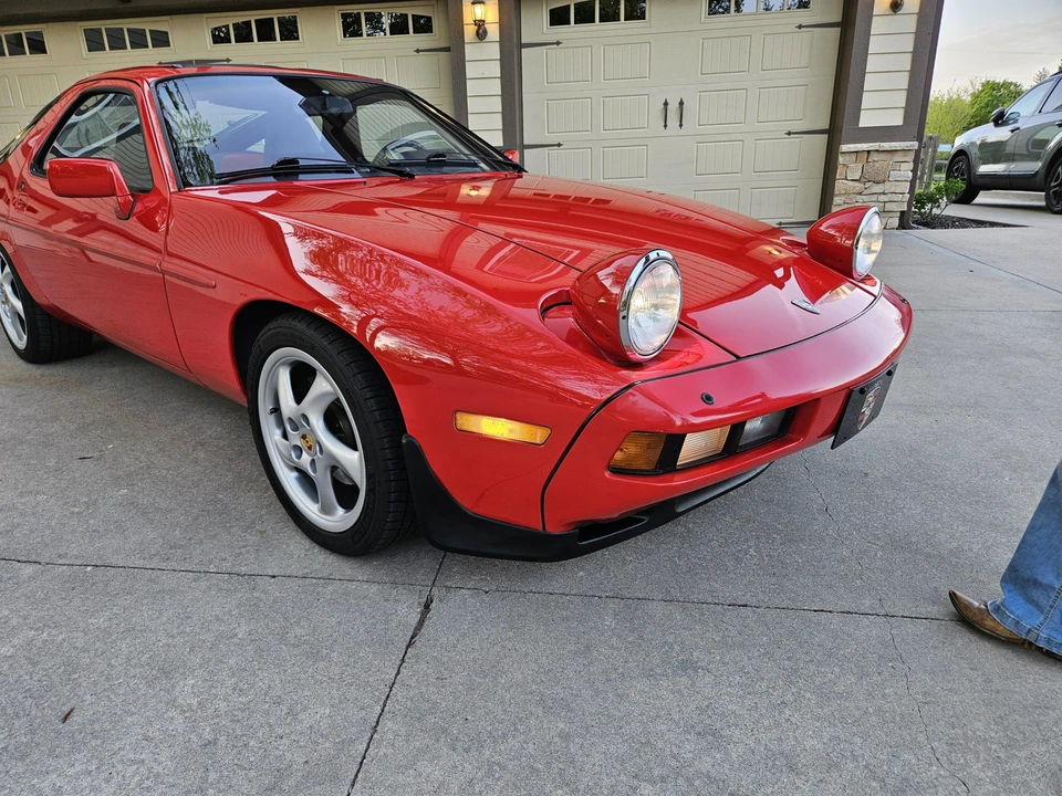 1983 Porsche 928 S - Image 16 of 31