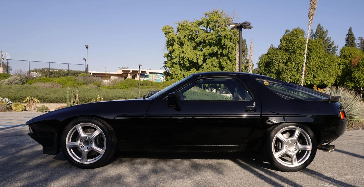1983 Porsche 928 S - Image 20 of 31