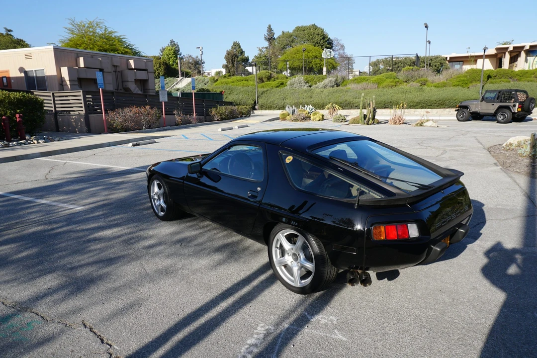 1983 Porsche 928 S - Image 23 of 31