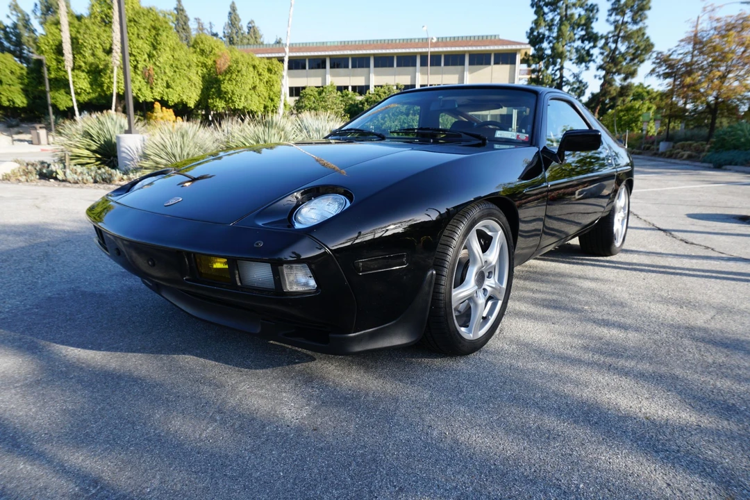 1983 Porsche 928 S - Image 13 of 31