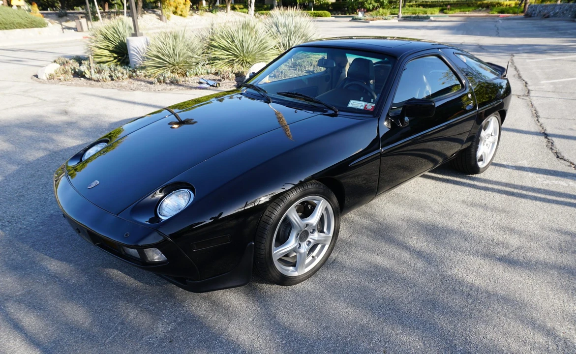 1983 Porsche 928 S - Image 14 of 31