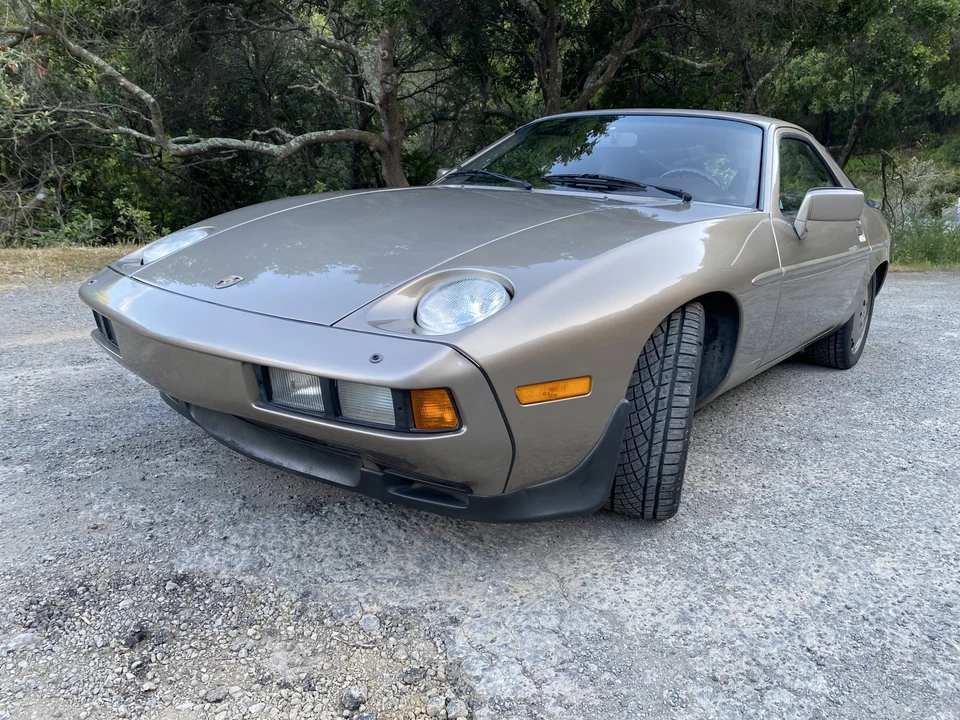 1983 Porsche 928 S - Image 2 of 31