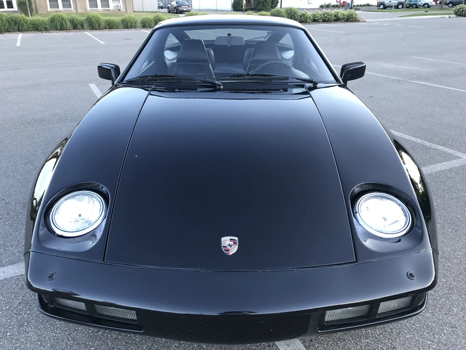 1983 Porsche 928 S - Image 9 of 31