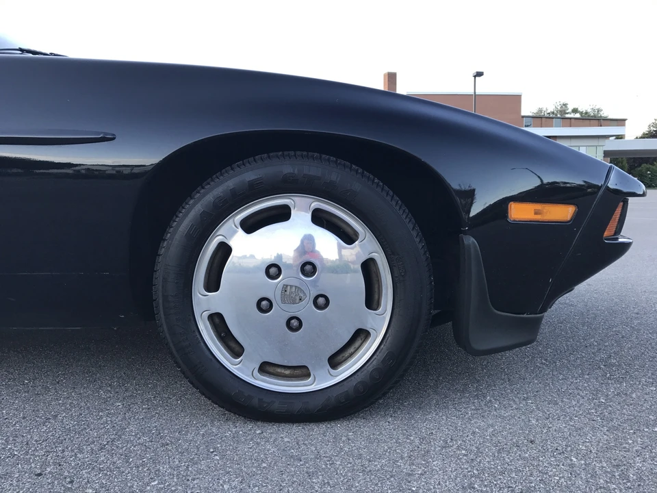1983 Porsche 928 S - Image 30 of 31