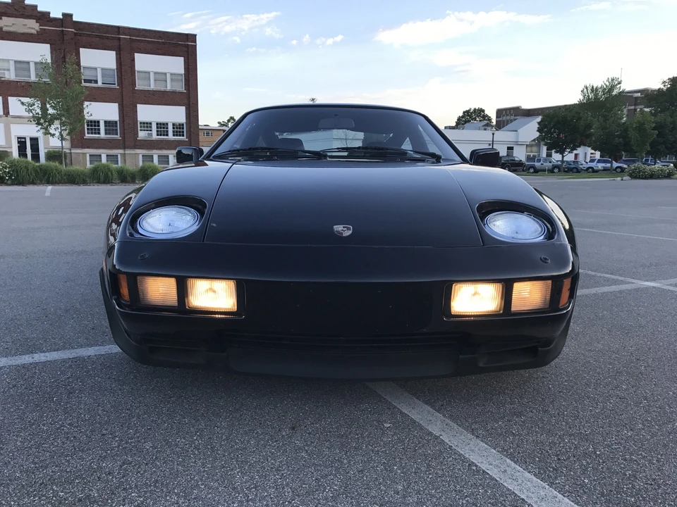 1983 Porsche 928 S - Image 6 of 31
