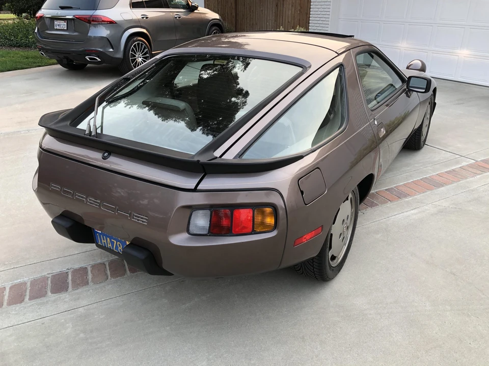 1983 Porsche 928 S - Image 8 of 31