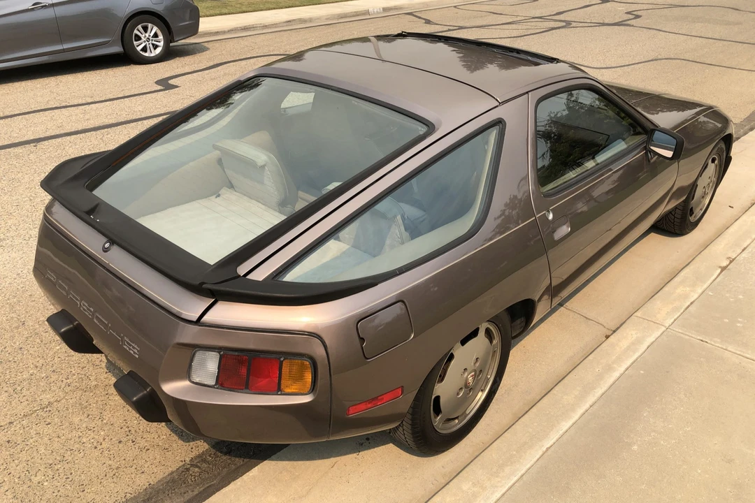 1983 Porsche 928 S - Image 9 of 31