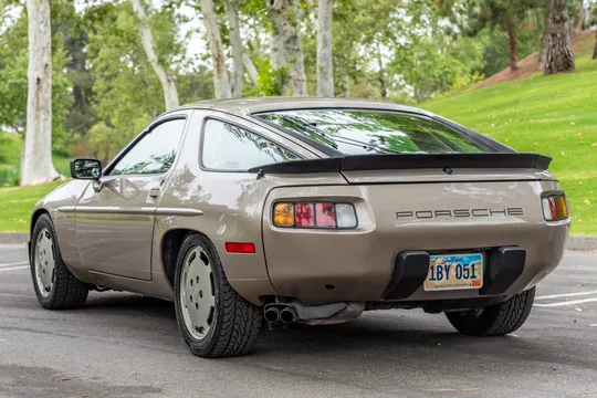 1983 Porsche 928 S - Image 4 of 31
