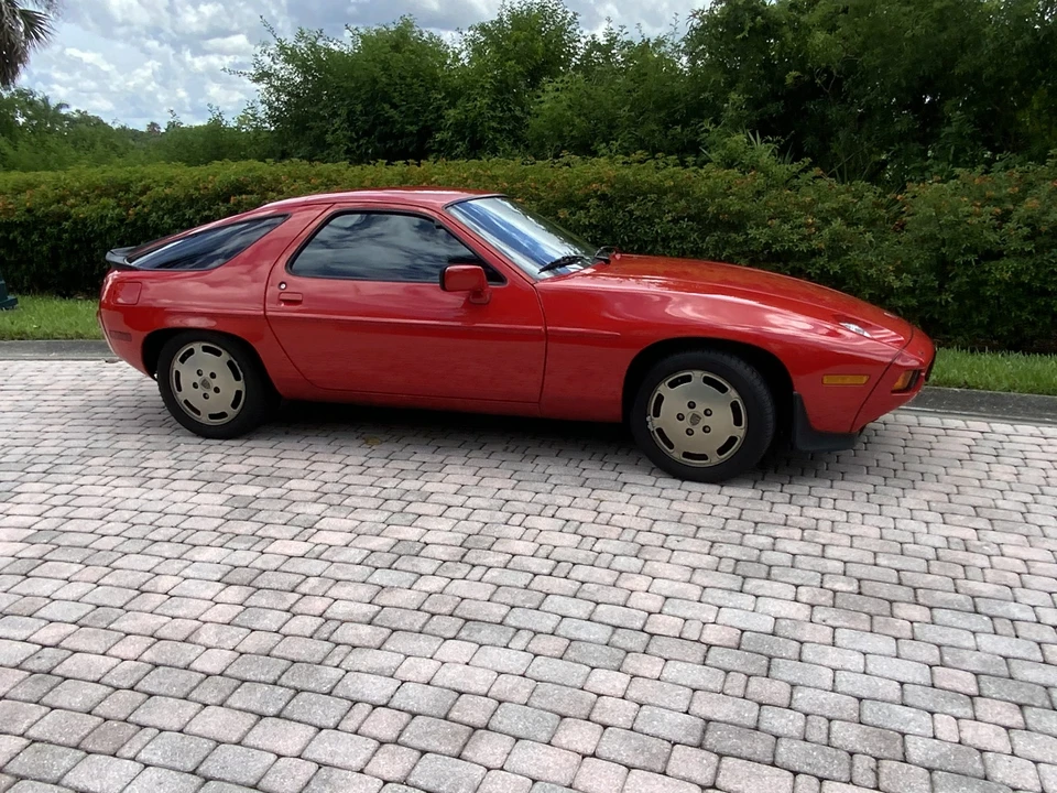 1983 Porsche 928 S - Image 20 of 31