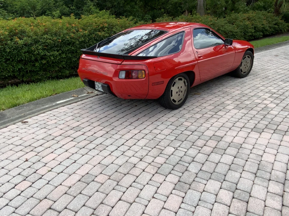 1983 Porsche 928 S - Image 11 of 31