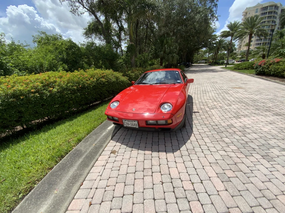 1983 Porsche 928 S - Image 25 of 31