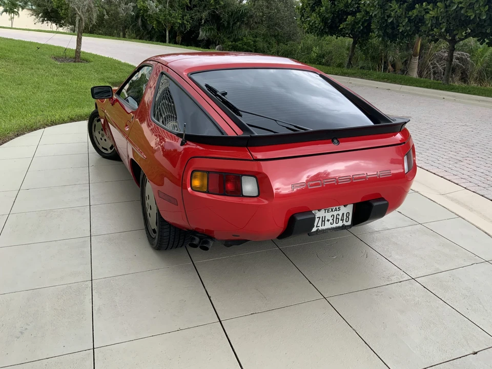 1983 Porsche 928 S - Image 7 of 31