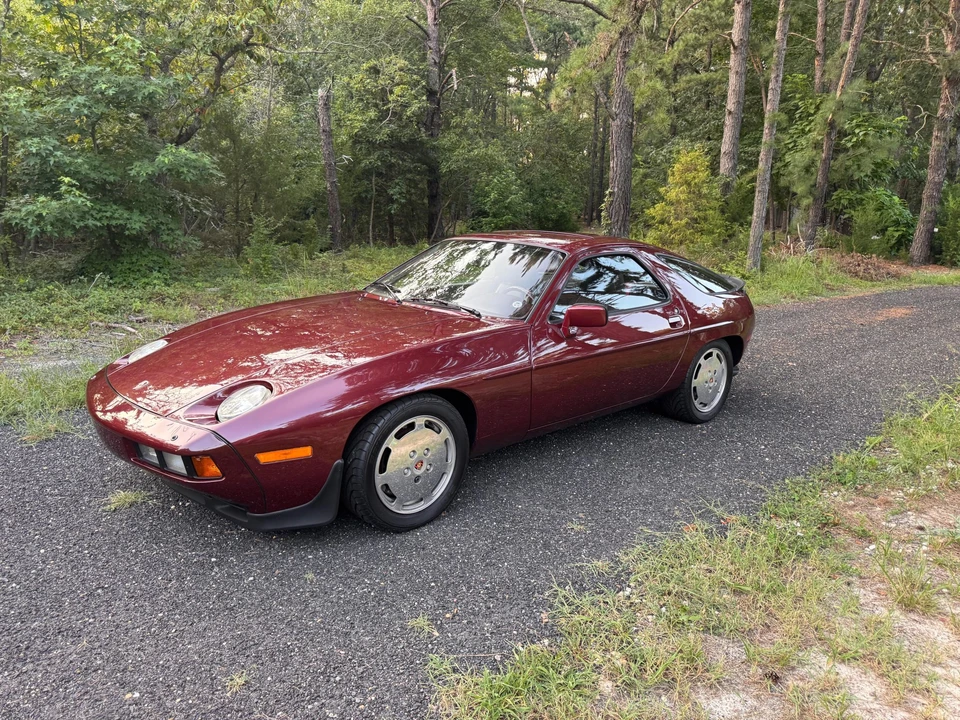 1983 Porsche 928 S - Image 3 of 31