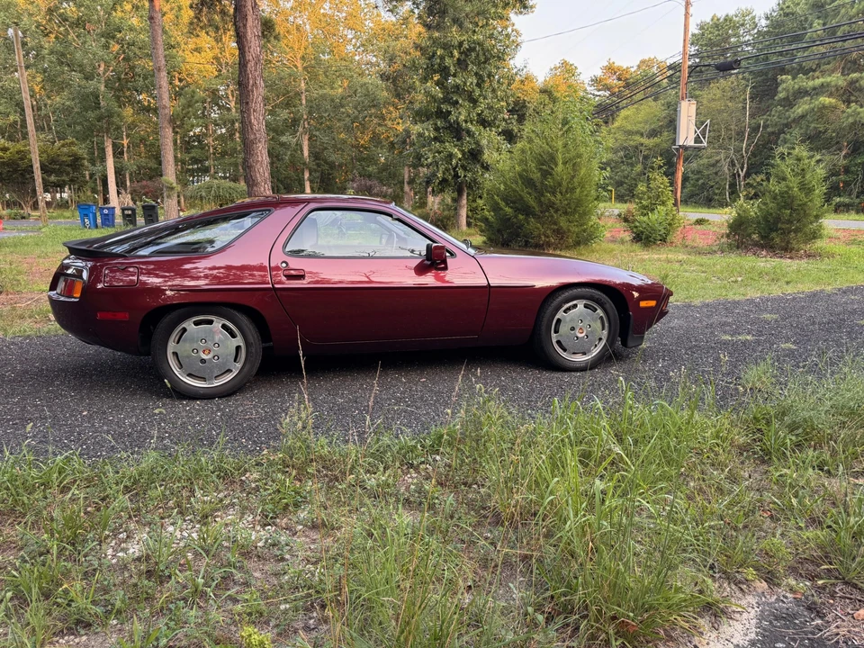 1983 Porsche 928 S - Image 10 of 31