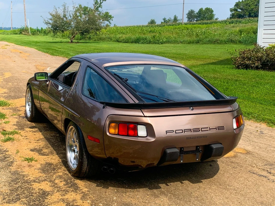 1983 Porsche 928 S - Image 10 of 31