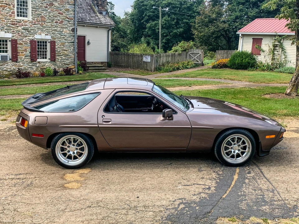 1983 Porsche 928 S - Image 15 of 31