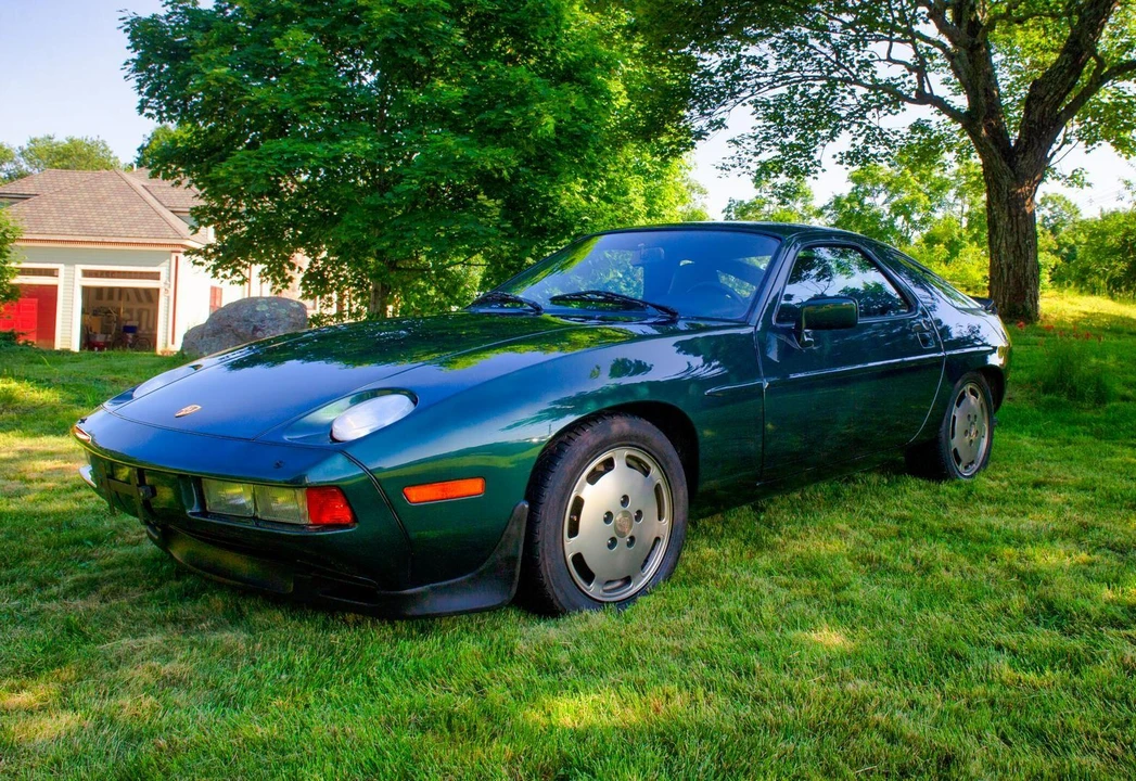 1983 Porsche 928 S - Image 5 of 24