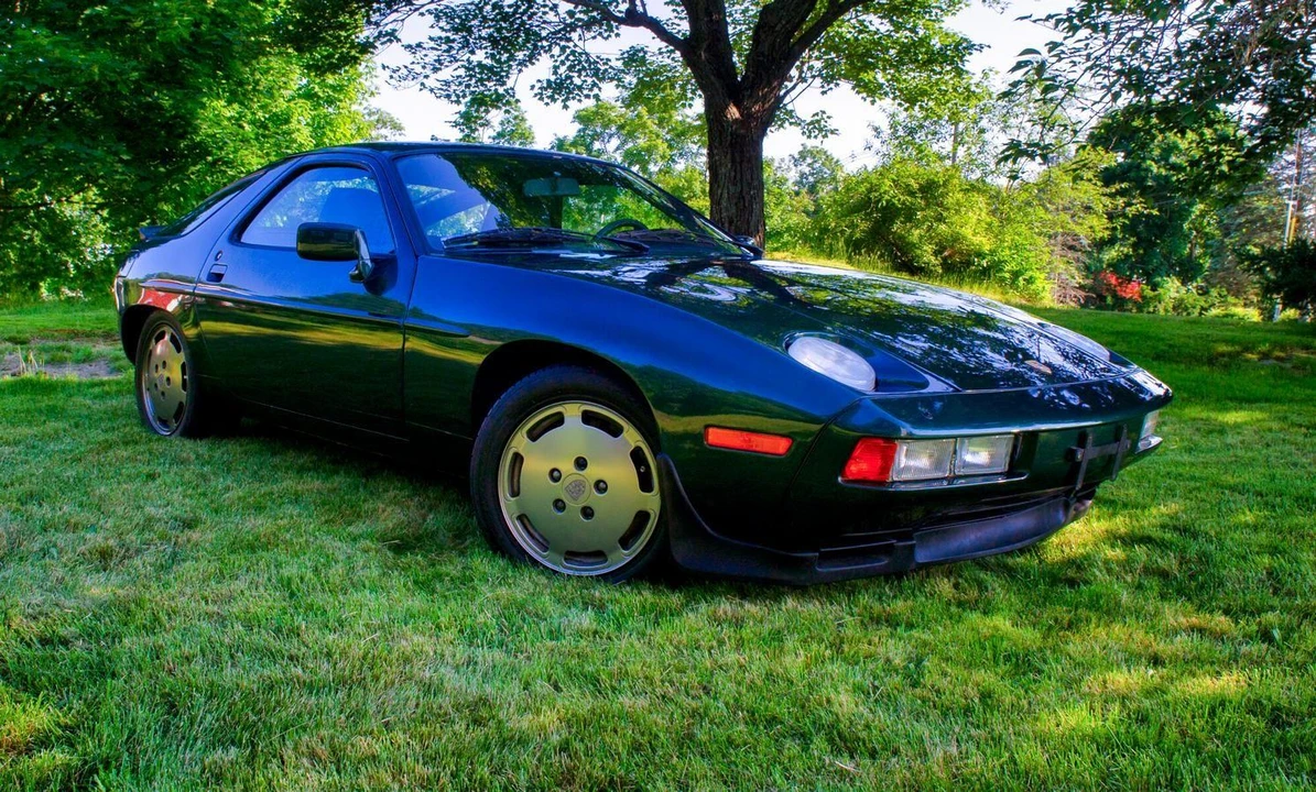 1983 Porsche 928 S - Image 10 of 24