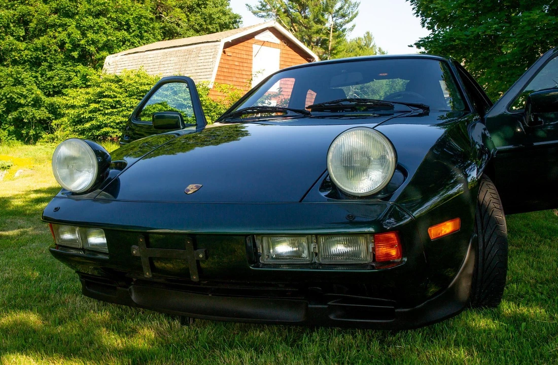 1983 Porsche 928 S - Image 17 of 24