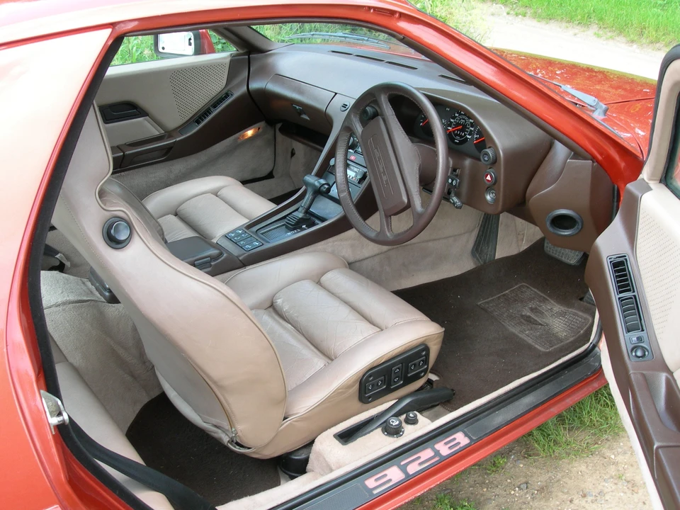 1983 Porsche 928 S - Image 2 of 5