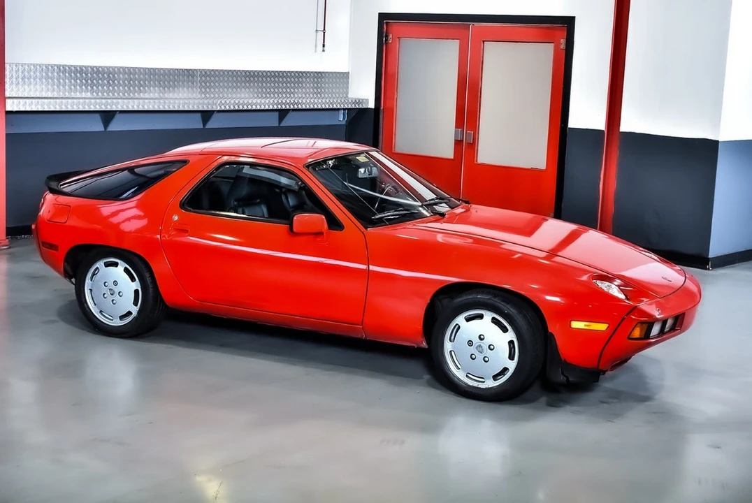 1983 Porsche 928 S - Image 5 of 30