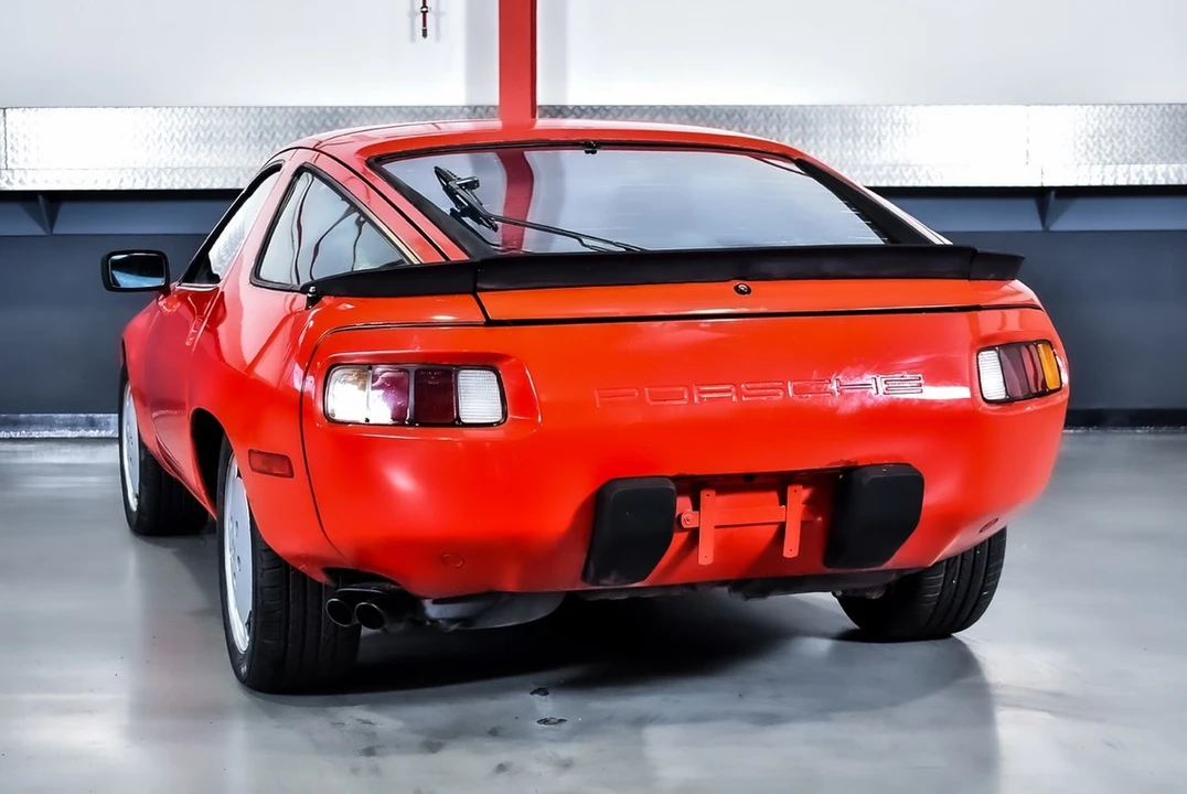 1983 Porsche 928 S - Image 11 of 30