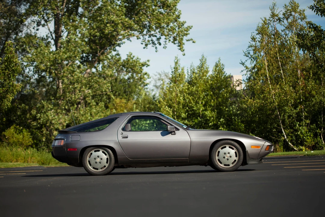 1983 Porsche 928 S - Image 17 of 30