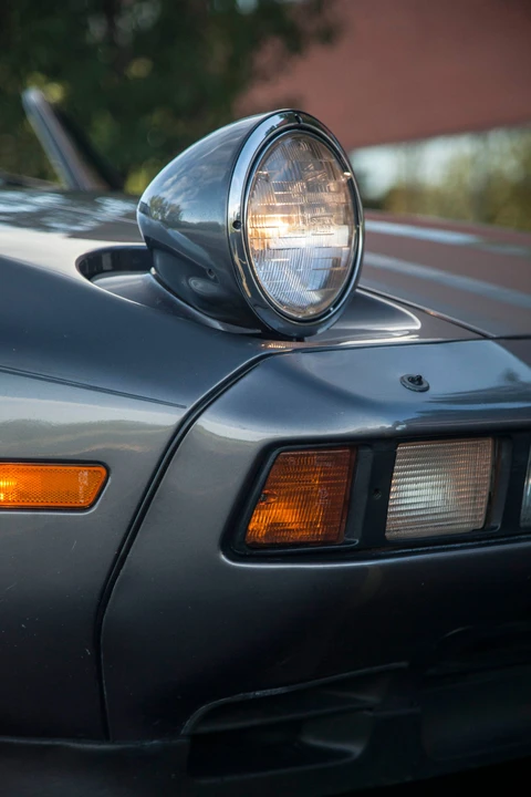 1983 Porsche 928 S - Image 2 of 30