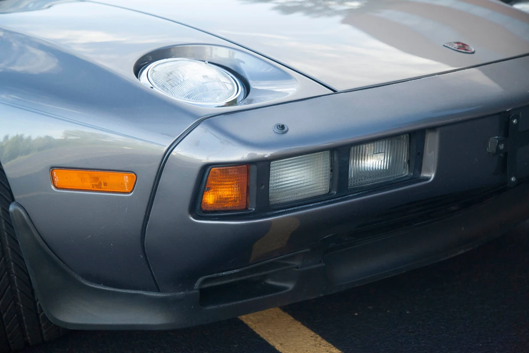 1983 Porsche 928 S - Image 6 of 30