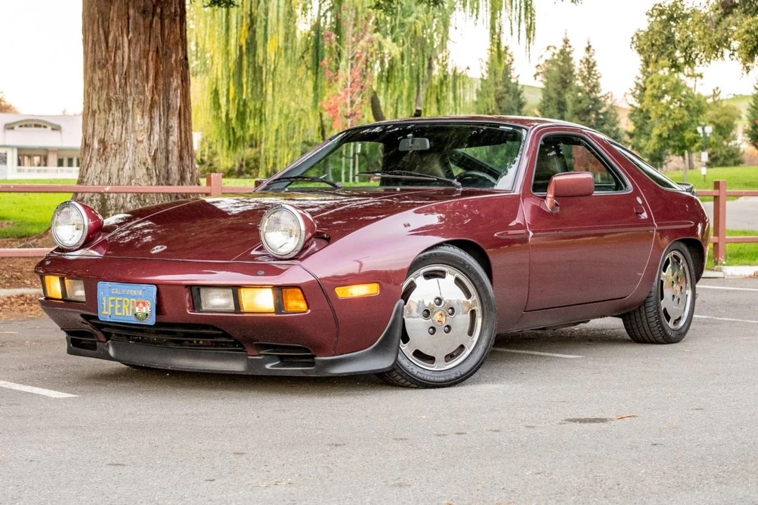 1983 Porsche 928 S - Image 1 of 31