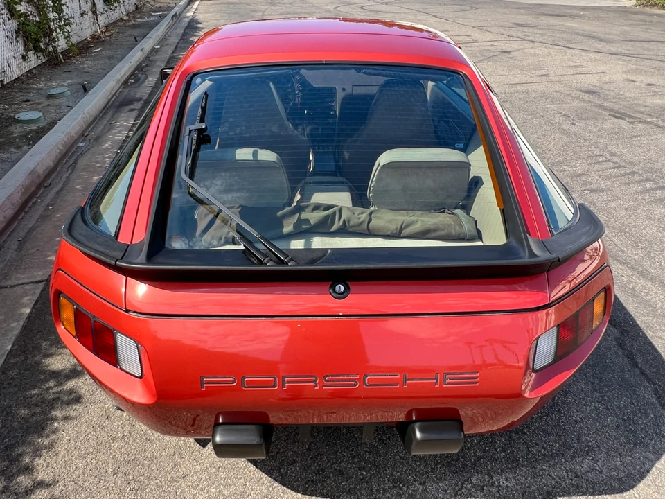 1983 Porsche 928 S - Image 17 of 31
