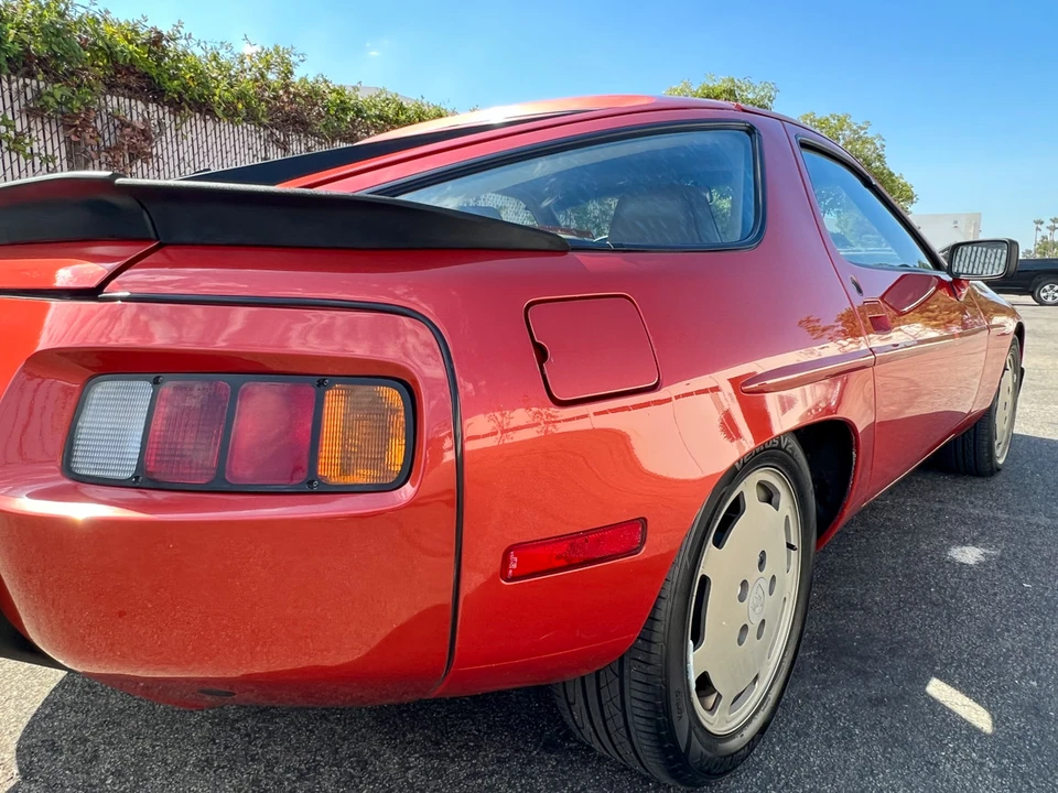 1983 Porsche 928 S - Image 30 of 31