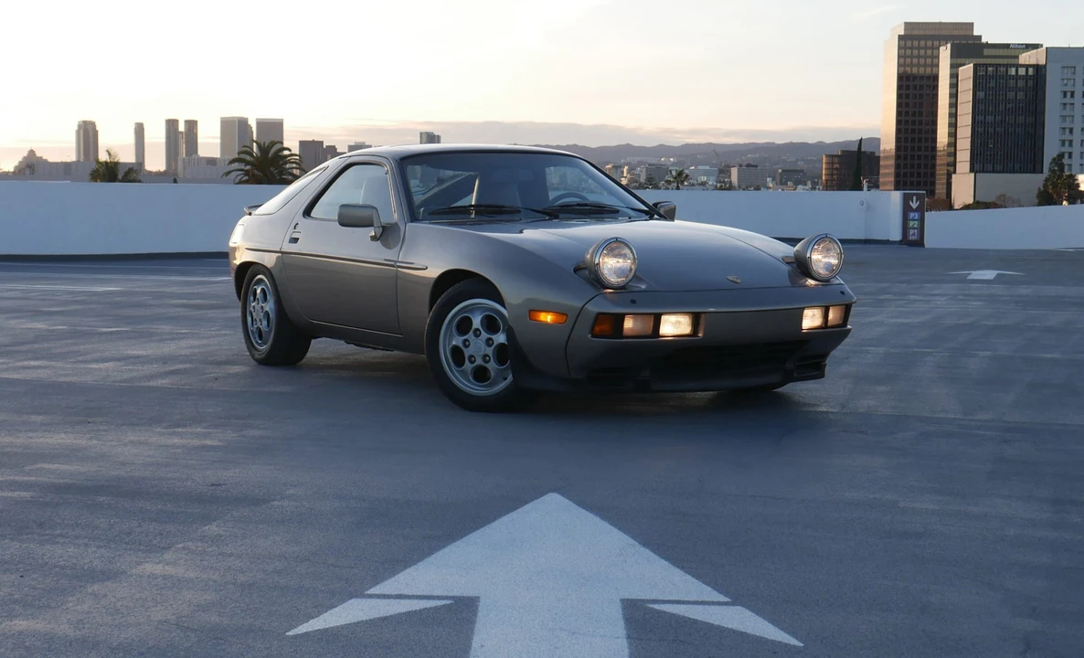 1983 Porsche 928 S - Image 7 of 31