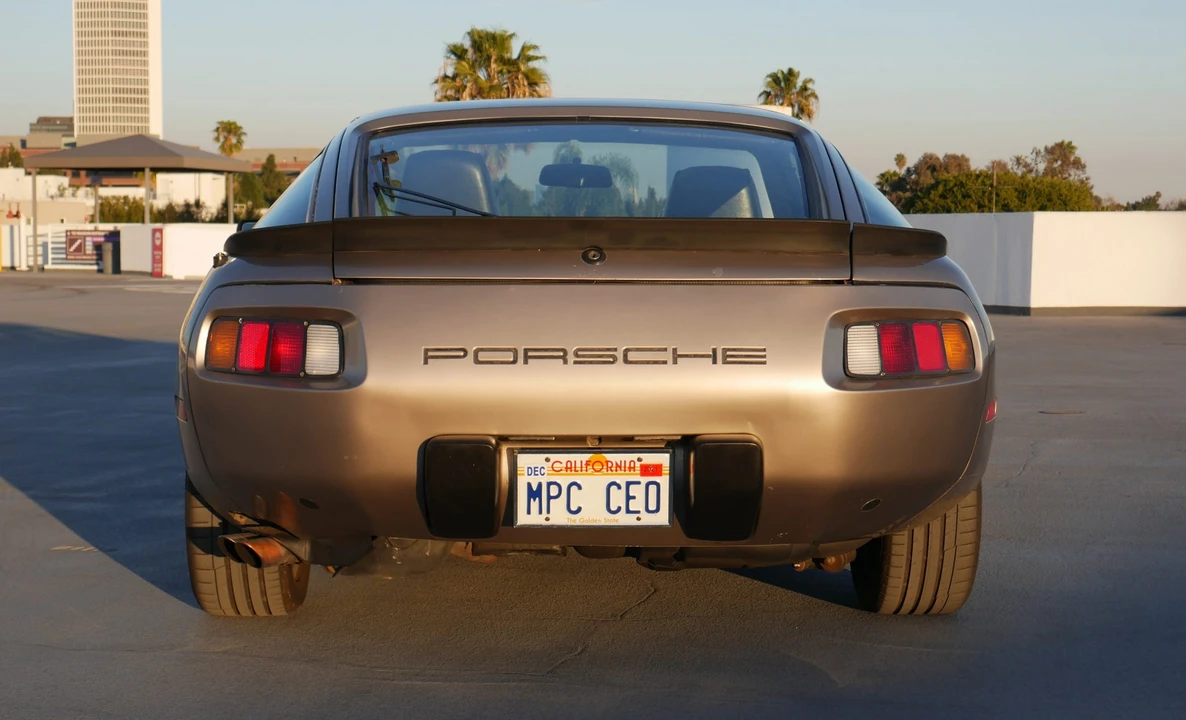 1983 Porsche 928 S - Image 18 of 31