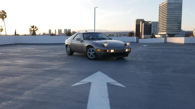 1983 Porsche 928 S - Image 4 of 31