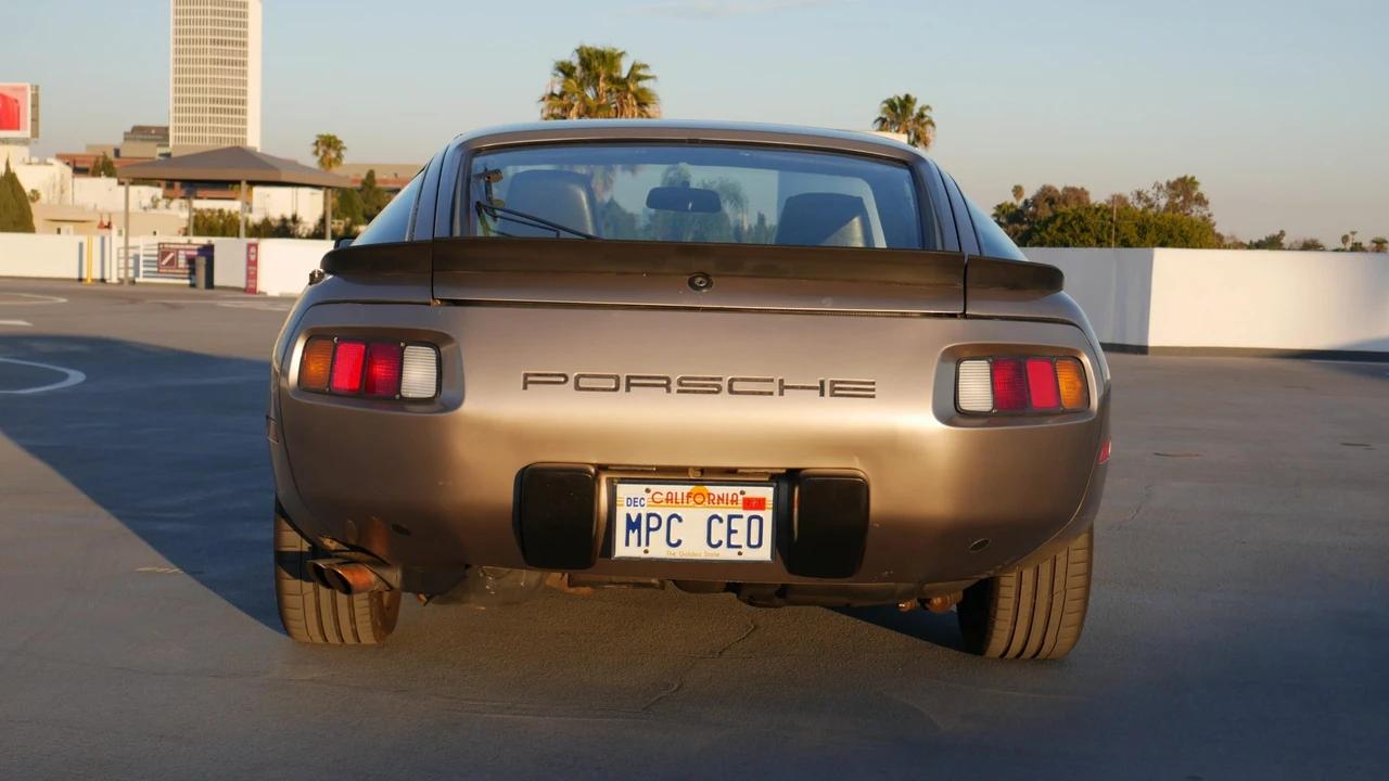 1983 Porsche 928 S - Image 19 of 31