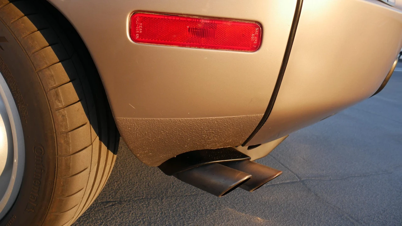 1983 Porsche 928 S - Image 30 of 31
