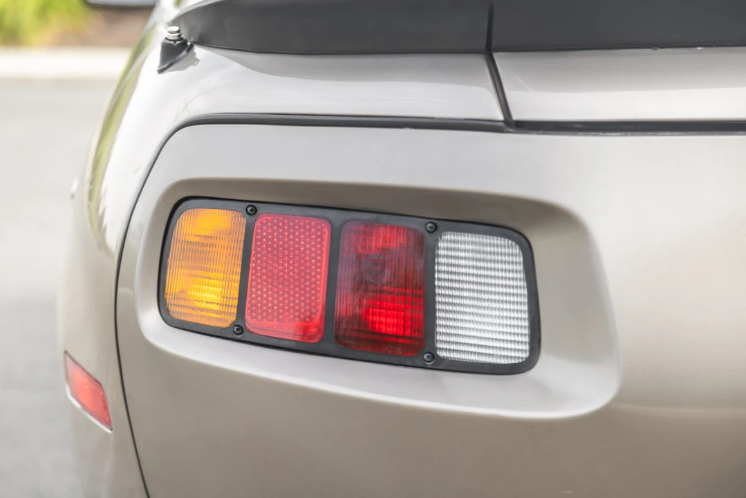 1983 Porsche 928 S - Image 21 of 31