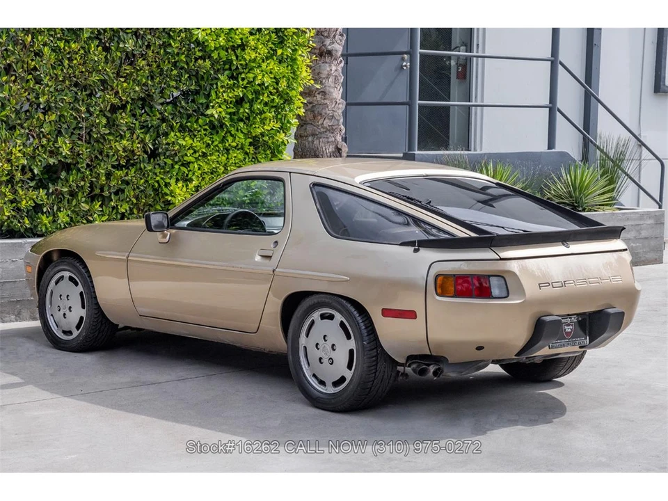 1983 Porsche 928 S - Image 6 of 31