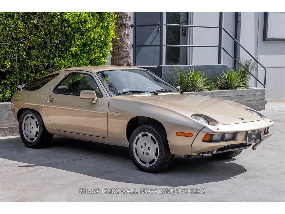 1983 Porsche 928 S - Image 2 of 31