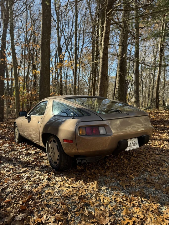 1983 Porsche 928 S - Image 16 of 31