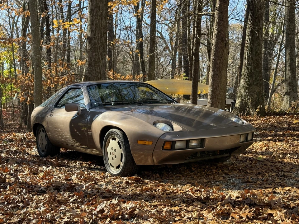 1983 Porsche 928 S - Image 2 of 31