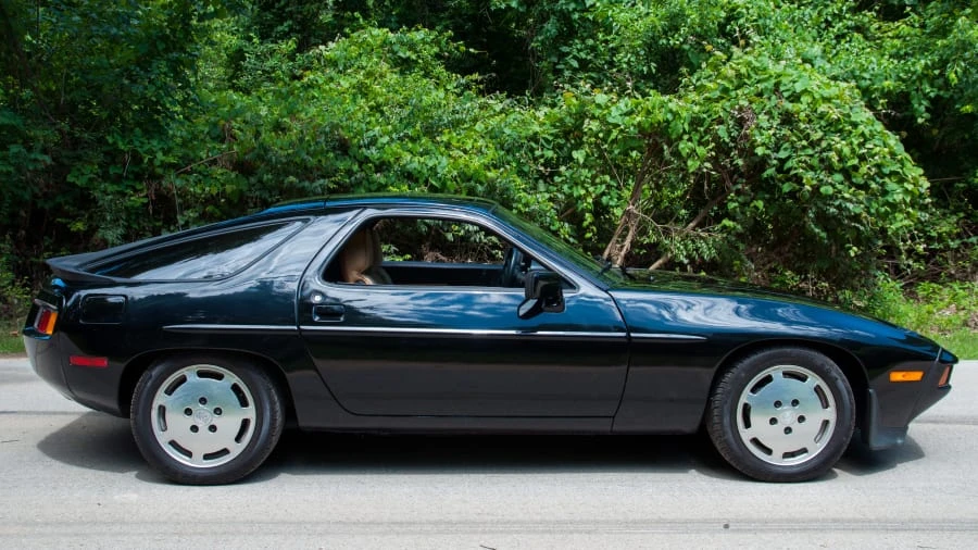 1983 Porsche 928 S - Image 2 of 5