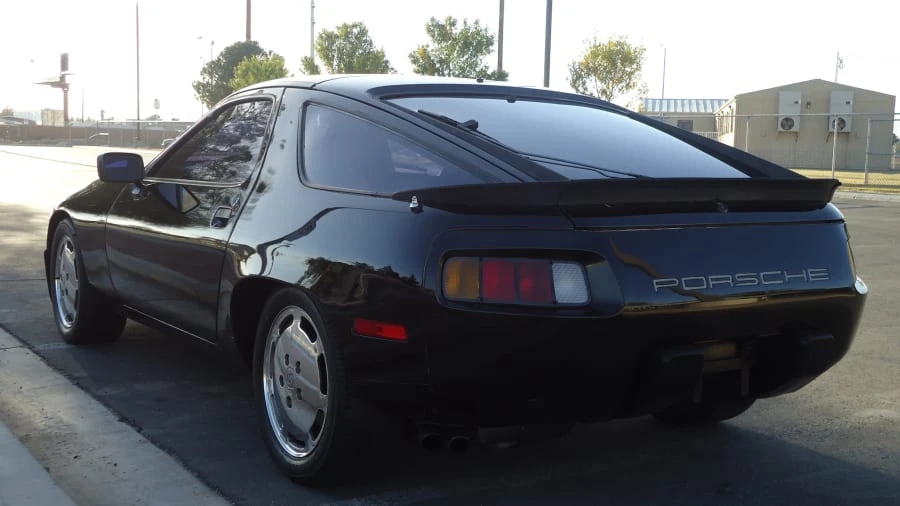 1983 Porsche 928 S - Image 3 of 9